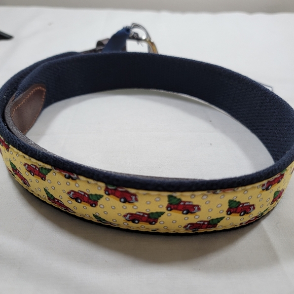 NWT Vineyard Vines Boy's Xmas Truck and Tree Canvas Club Belt Yellow 28 - Picture 5 of 5